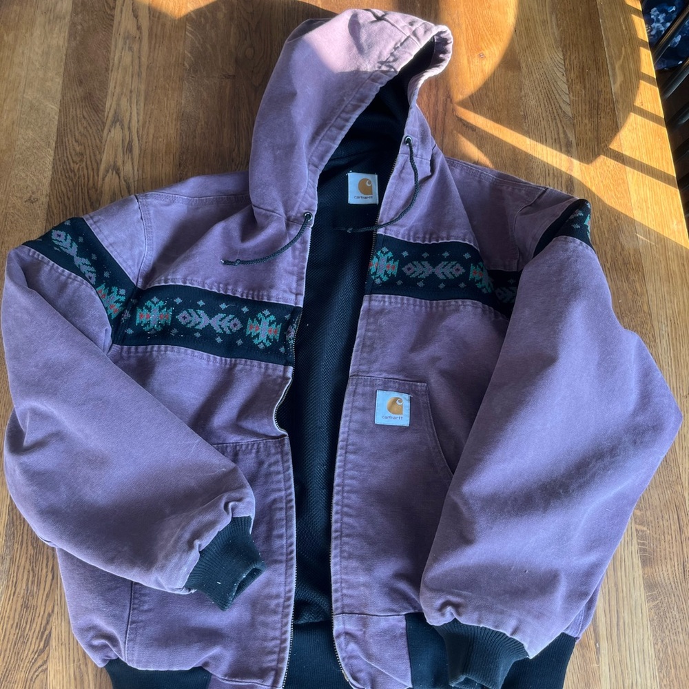 Carhartt Aztec vintage 90’s Purple Patterned Jacket with hood